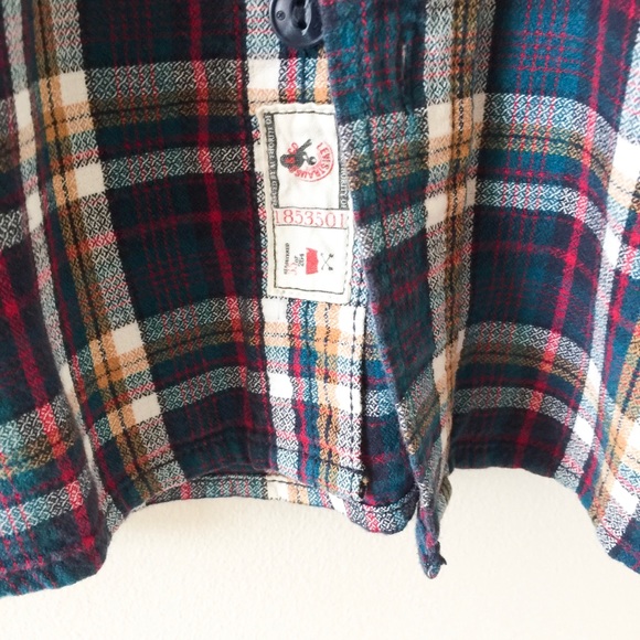 Levi's | Plaid Button Down - Picture 3 of 7